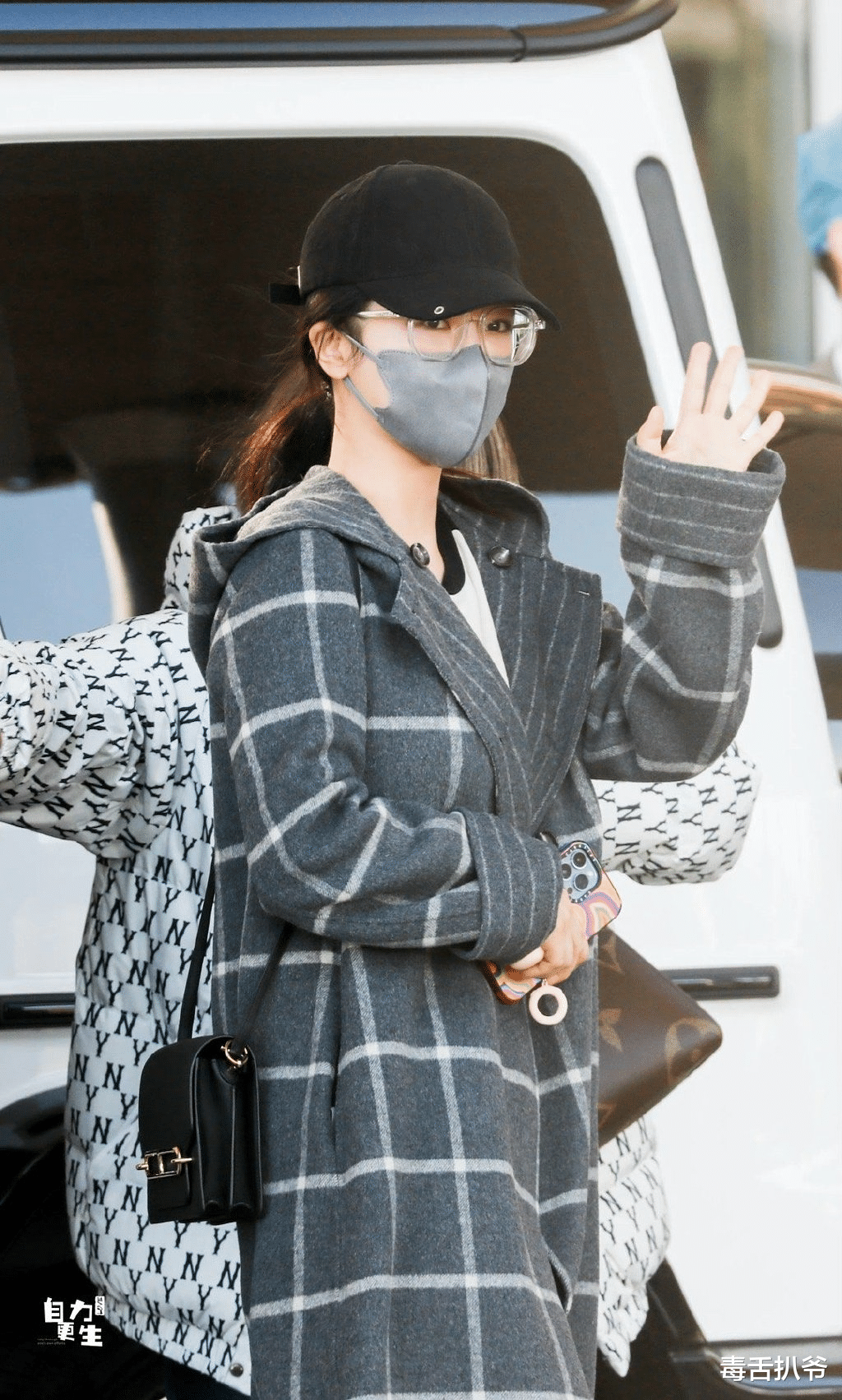 范丞丞|杨紫进组新剧《199爱》,和小8岁范丞丞搭档,还能再现爆款吗