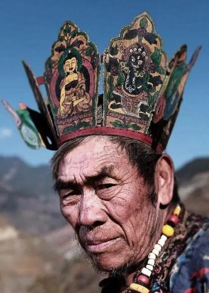 考古工作者发现“谜”样东巴文残片,经研究,专家破解其中的秘密