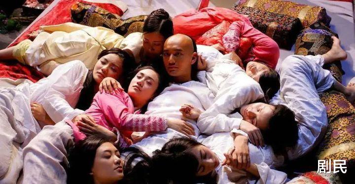 |为什么韦小宝拿下了阿珂,段誉到最后也没舔到王语嫣?