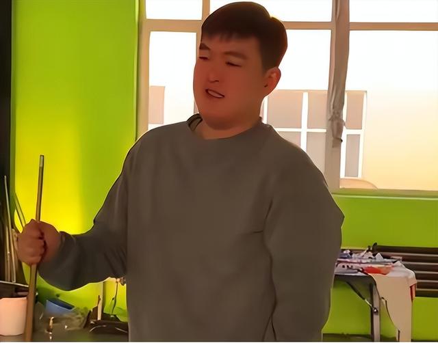 张元英|赵本山黑脸巡视儿子公司!生意冷清亏损严重,砸钱数亿或血本无归