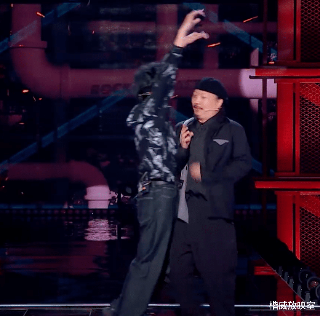 李诞|观众还在猜测《脱口秀大会》第五季为何停播的时候，原来是推迟到了中秋节播出