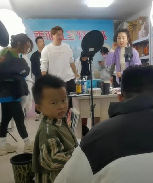 带货|田静为挣钱拼了,许姚不在田苏一家亲,许家妮妮带货能力惊到厂家