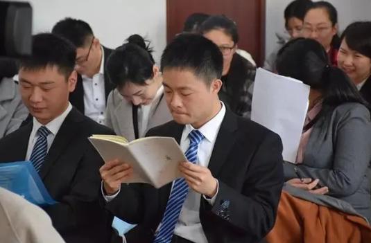 国企|“理想男友”职业排行榜，国企职员不受欢迎，榜首并不意外