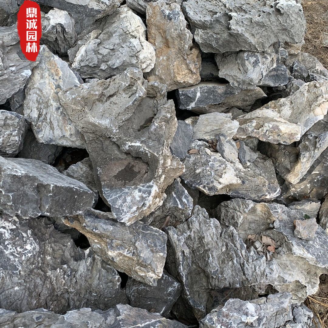 天然英石叠石是我们制作假山堆砌造景设计常用的园林景观石