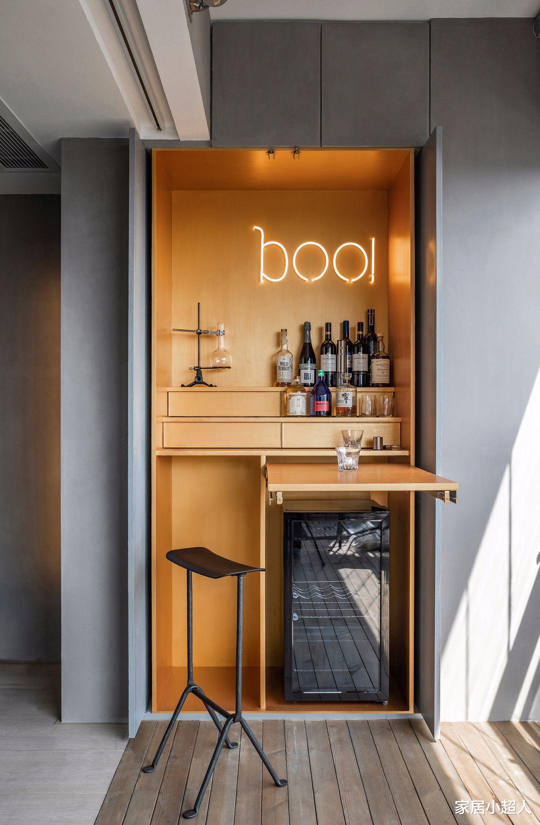 精英男士的家,对生活有着极高要求,家居空间也是独一无二