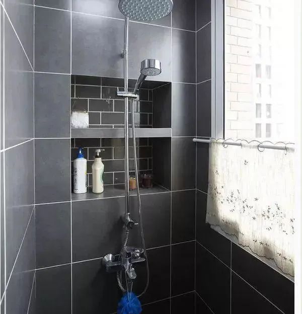 晒晒91平新房，一进门玄关美呆了，电视墙更个性头一次见这么装！