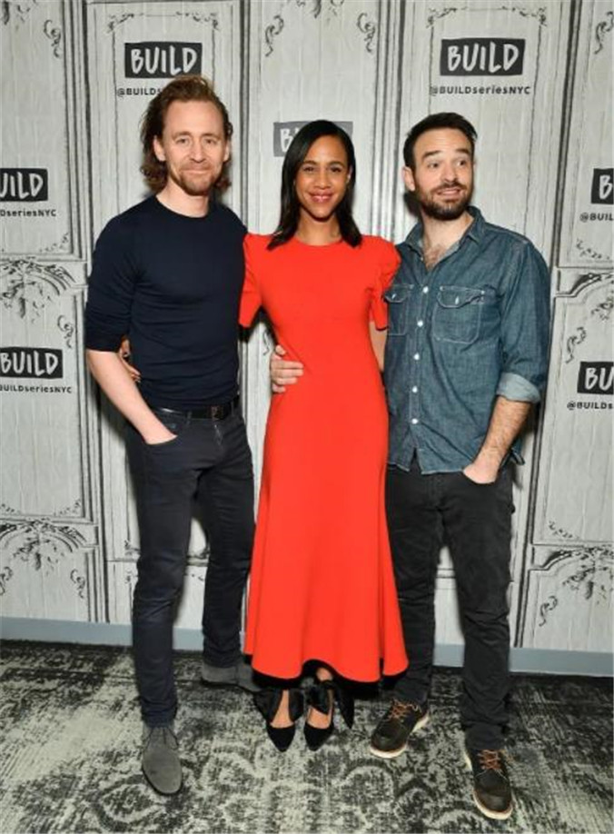 抖森|抖森：英伦41岁性感男神订婚，神秘未婚妻不止是演员