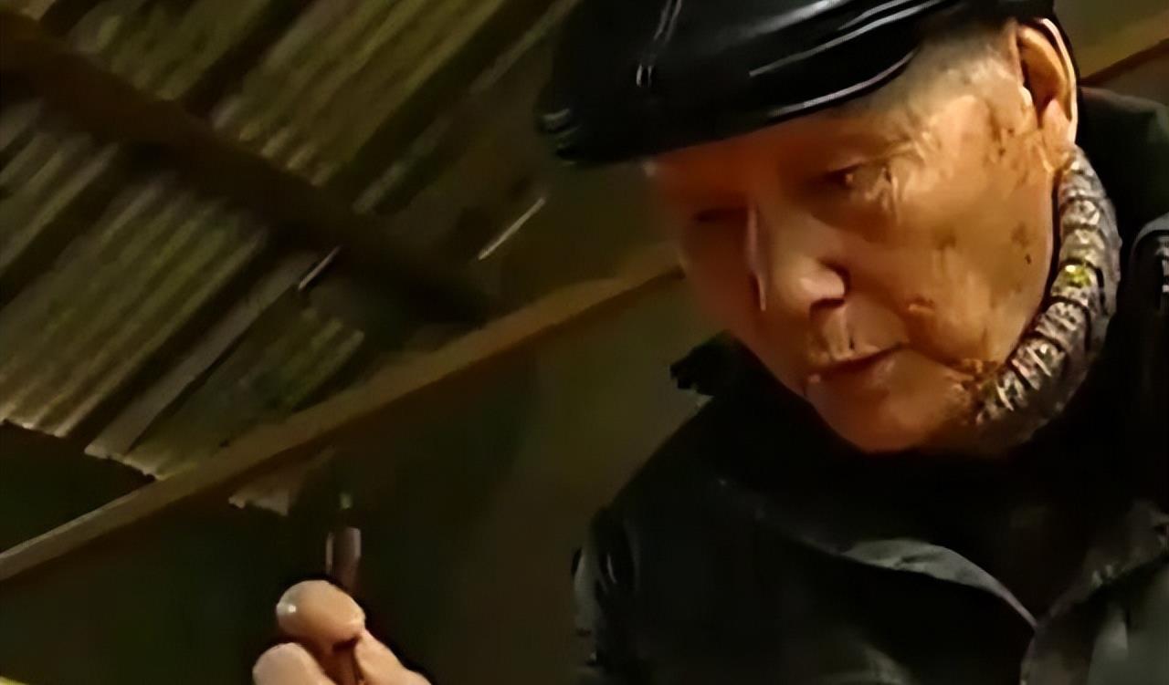 1957年浙江村庄现野人,村民抓住打死,一位老师把手脚制标本