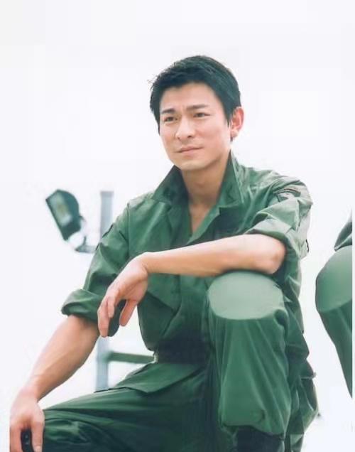 春晚|春晚舞台上沧海遗珠，为何四大天王就只有他一人没有出现