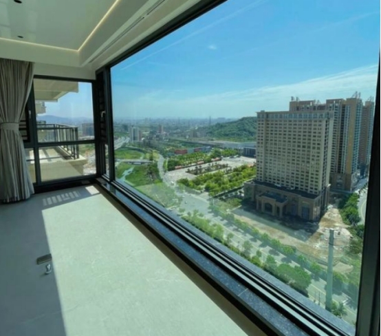 封阳台,要多花费上万元,为什么还有很多人坚持,真相被揭开