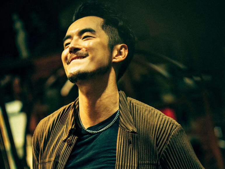 秦海璐|秦海璐新剧播4集，飙升榜夺冠！网友：今年唯一没有快进的国产剧