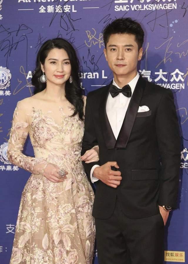 明星|张丹峰两次出轨经纪人?开房记录遭曝光,却懒理丑闻带女儿看电影