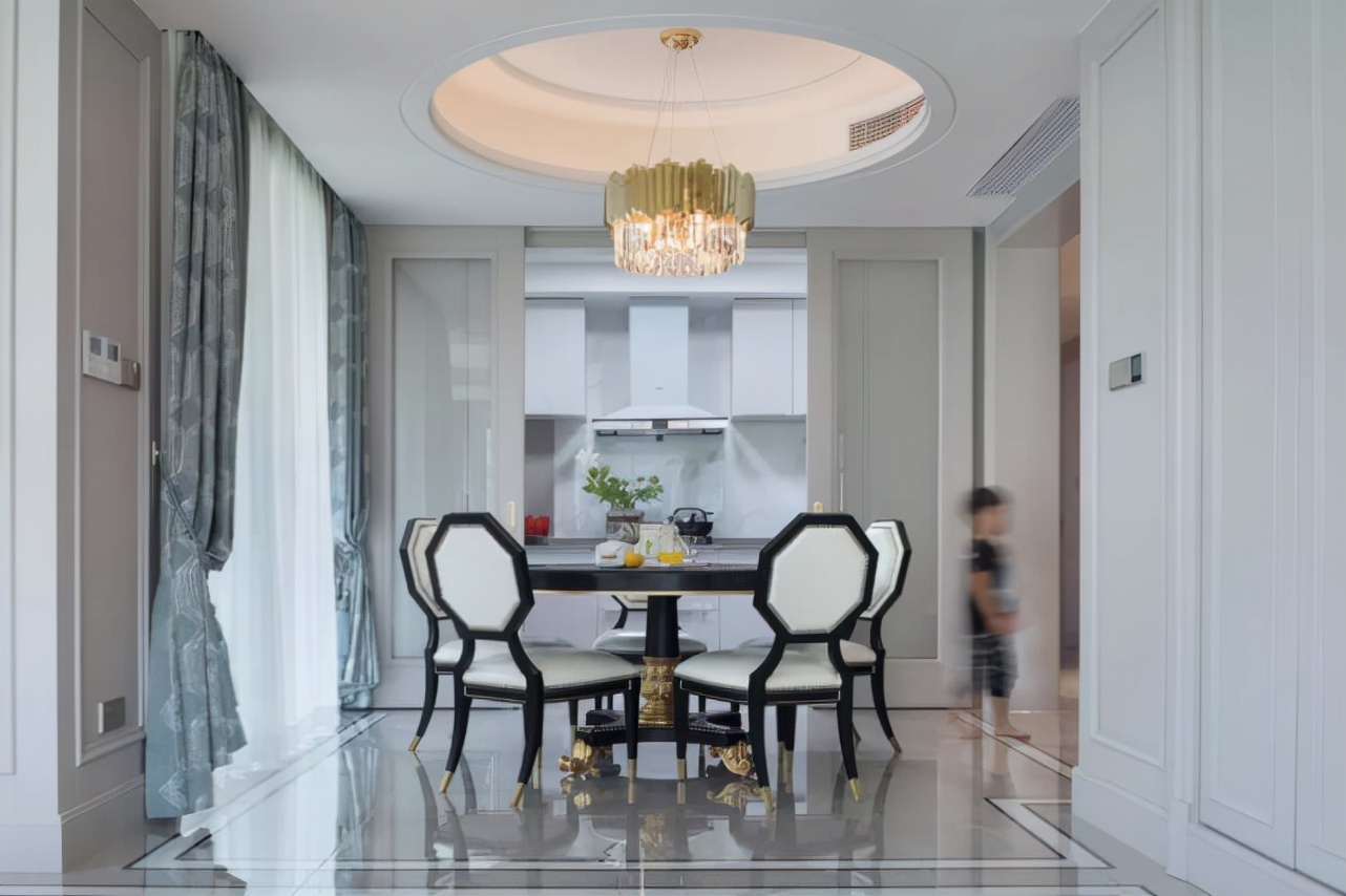 161平美式四居室,空间蕴涵温馨气息和感染力