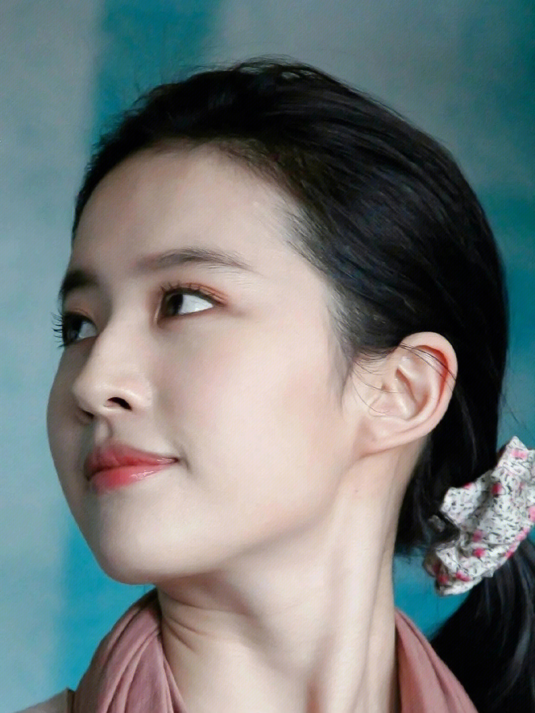 刘亦菲|35岁刘亦菲近况变化大!模样胖到毁三观,网友直呼认不出