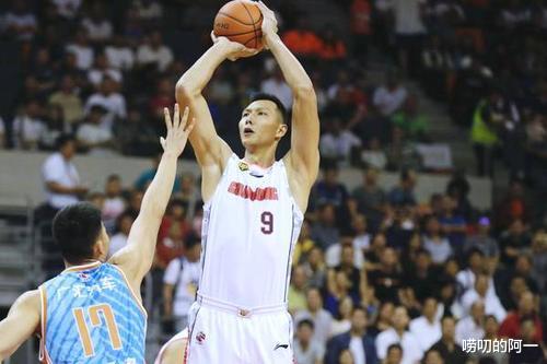 职业教育|什么是常青树？这就是！易建联职业生涯各项数据及历史排名一览