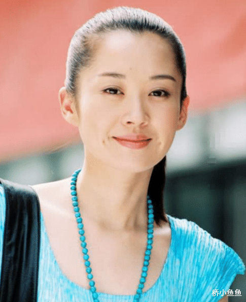 TVB|明明长了一张相似的脸，一个帅一个“土”，颜值差距太大了！！！