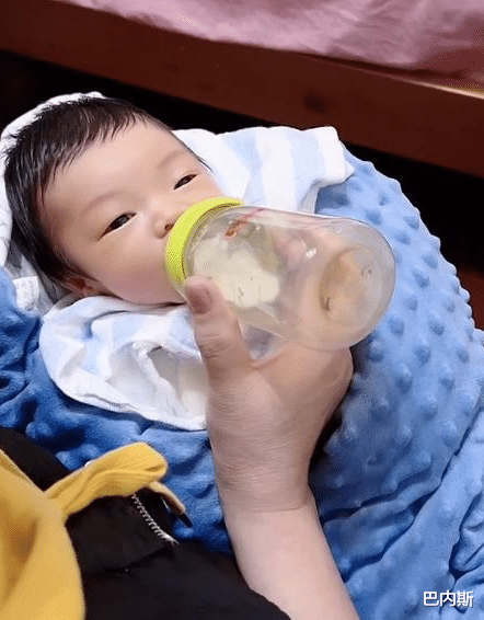 花滑|“外星人”陈山升级当爸爸，婴儿外表无异常，被怀疑是不是亲生的