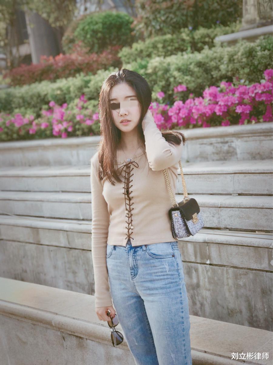 陈翔|案例:女子发现丈夫出轨闺蜜,为报复与丈夫好友在车内忘情互动