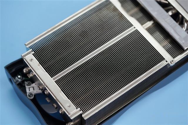 RTX 4080|律动炫光太酷了！耕升RTX 4080炫光SOC图赏