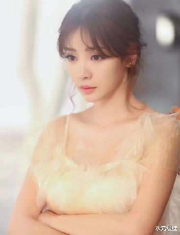 柳岩|网红高迪自爆,曾邀请柳岩回家吃饭,网友:你也配?