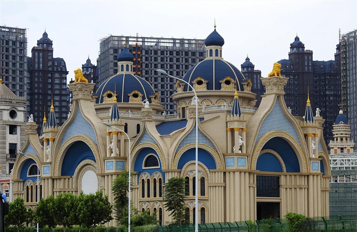 华山|盘点世界上著名的六大烂尾项目!一个烂尾项目,竟打破世界纪录?