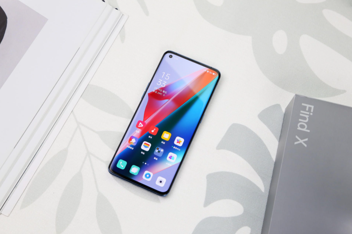 OPPO|5000万四摄+65W快充，高端旗舰开启加速退场，跌至3199元