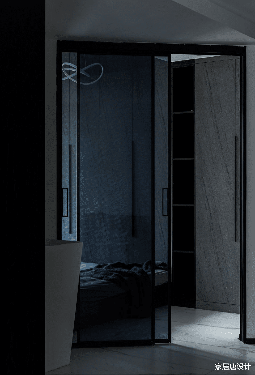 57平米的小房，经改装也可以有大的空间，变得温馨又舒适