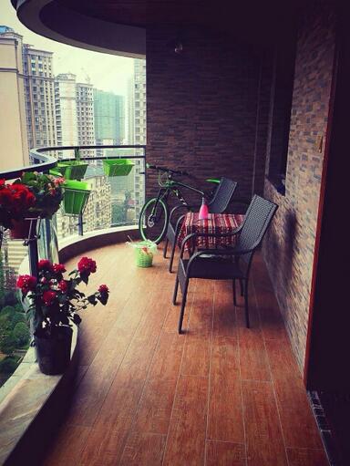 阳台只是简单改造一下,竟然引来邻居模仿,不看亏大了!