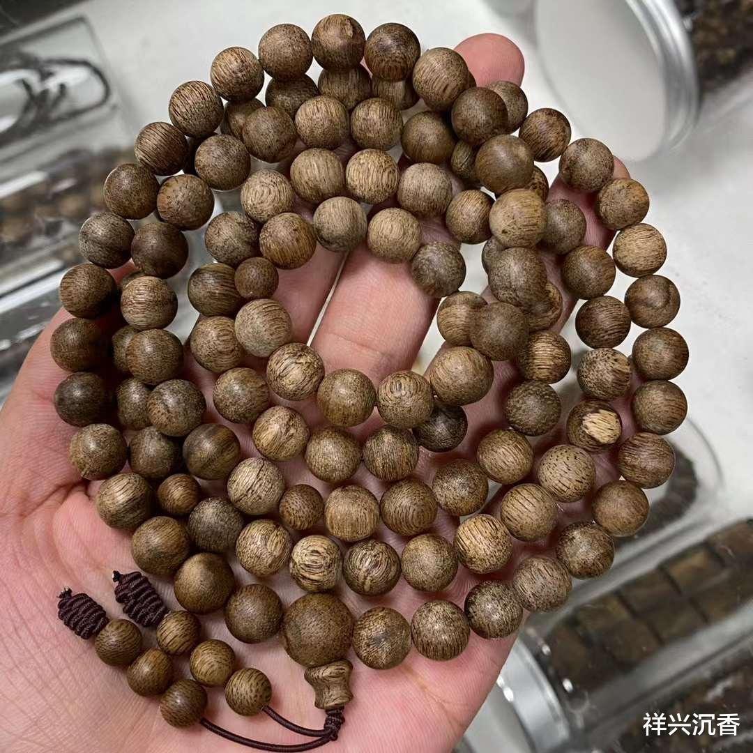 |为什么沉香手串戴久了味道会变淡?
