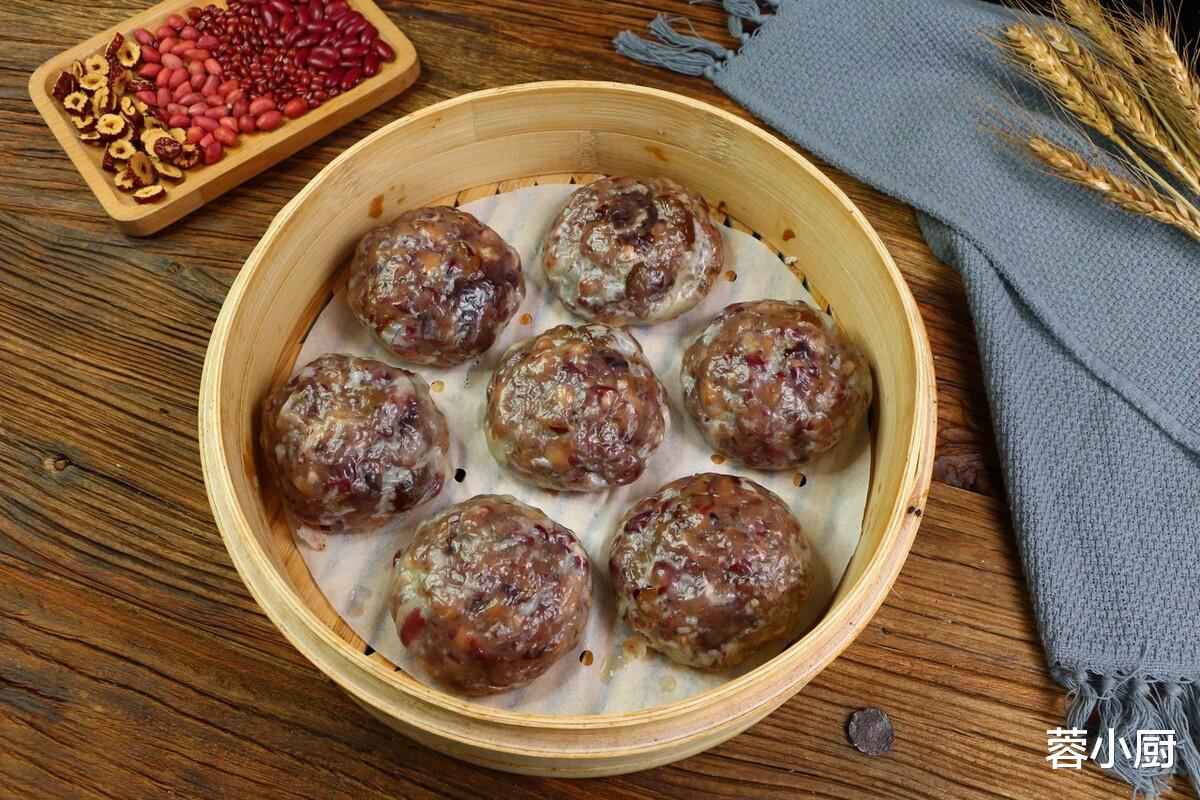 “冬吃豆,赛过肉”,建议中老年人多吃3豆,补充蛋白,强健身体