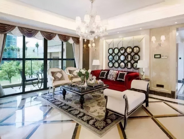 家里客厅就一个,地板一定要这样铺,显得非常漂亮