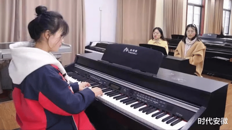 人力资源|才艺增添光彩——阜南县朱寨镇中心学校职高部职业技能大赛举行