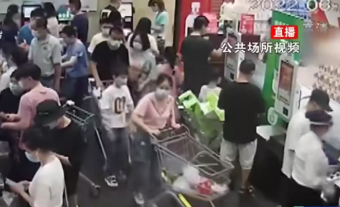 近日,上海,发生了一件让人不齿的事情