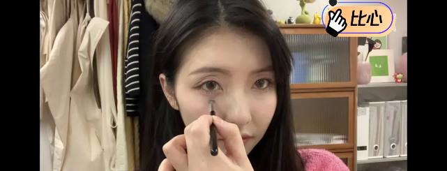 豆得儿|豆得儿近况曝光,脸瘦了整体轻盈感十足,网友感叹:好看了很多