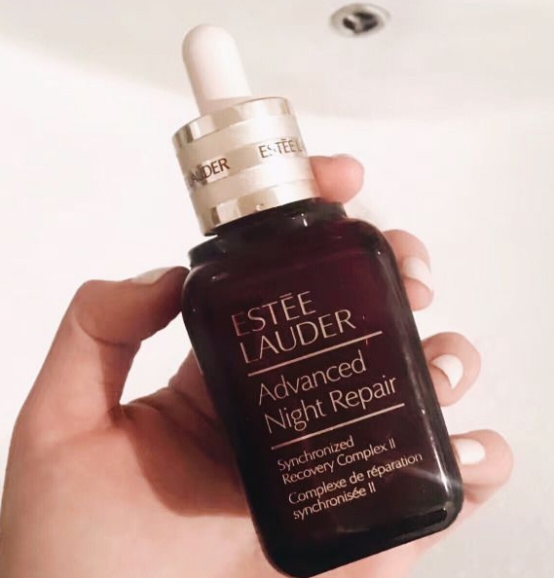 纪梵希 有哪些适合40多岁妈妈用的精华？延缓衰老就要用这几款！超值！