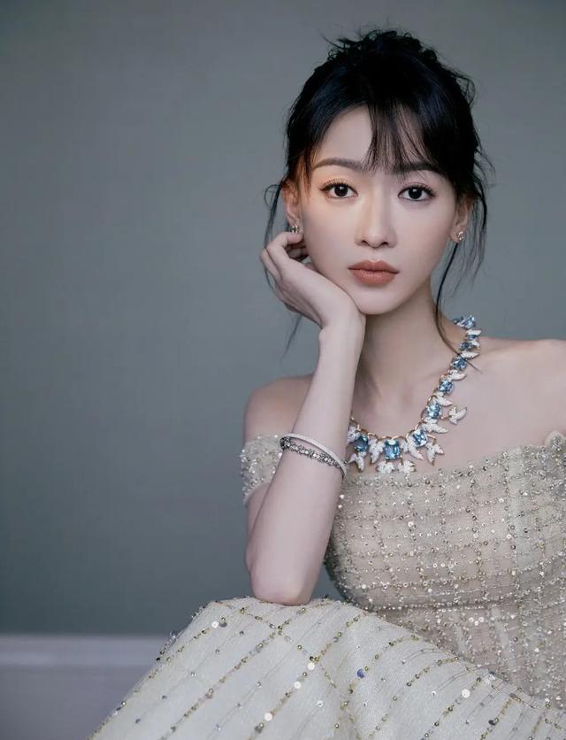 谢娜|《浪姐3》由谢娜发布，张杰为老婆助力，30多位女嘉宾来袭！