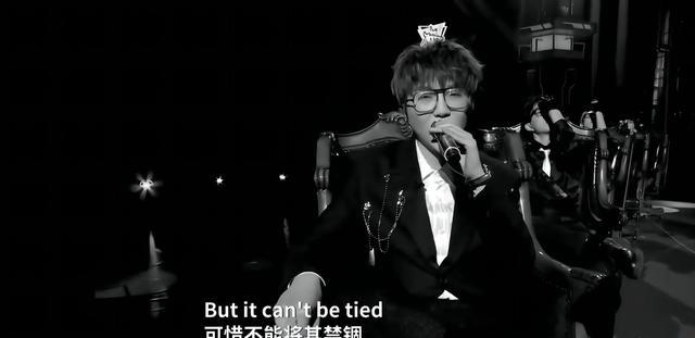 周深|周深,到底是禁欲男神,还是阴郁贵公子Gotit