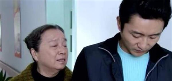 乔欣|双面胶：嫁给凤凰男不可怕，怕的是有个亚平妈当婆婆！