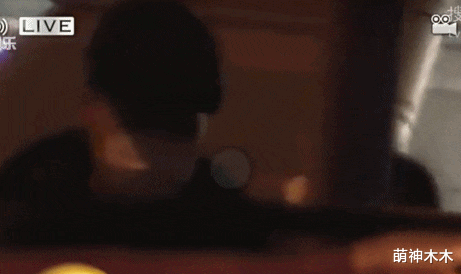 胡歌|胡歌官宣结婚生女!自曝老婆是圈外人,害怕被打扰选择隐婚隐孕