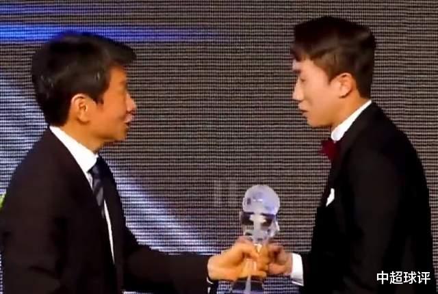 韩国队|中超韩国新外援：中国人的说话语气重，让我以为他们在生气！