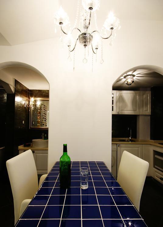 小夫妻买下50平小户型,装修后惊艳了小区居民,直呼太厉害了!