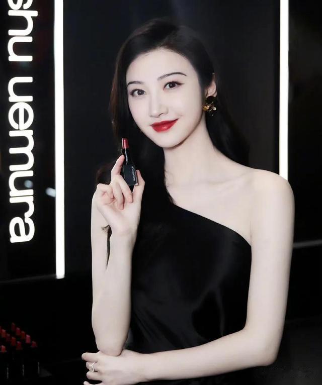 明星|女明星们的名字由来,原来背后都这么有故事