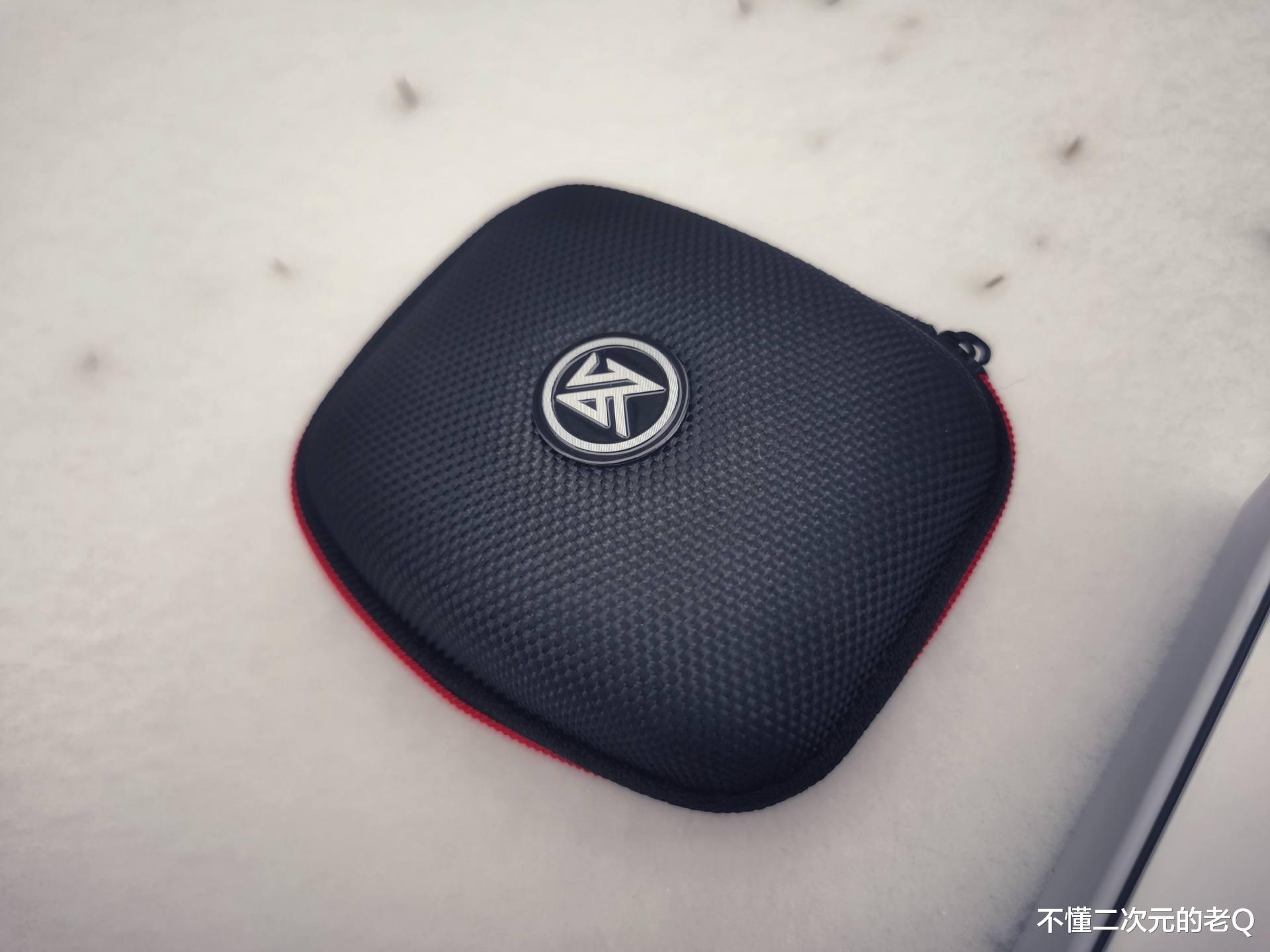 游戏本|KZ ZEX Pro开箱,年轻人第一台静电耳机,不到200交个朋友!