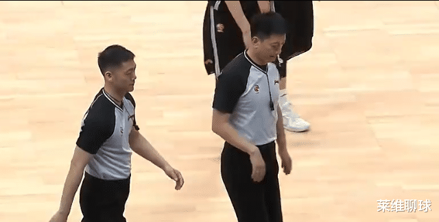 辽宁男篮|江苏拼命抵抗辽宁，不让郭艾伦躺拿第一！赵继伟轰15+4莫兰德冲突