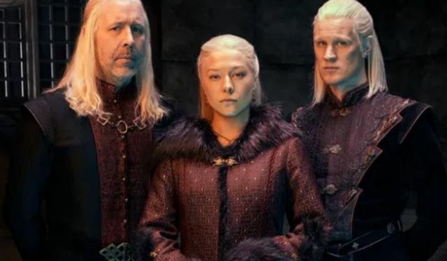 龙之家族|《龙之家族》大结局，戴蒙掐住了雷妮拉的脖子，他为什么这么干？