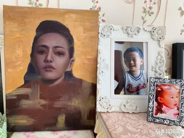 伊能静|伊能静儿子最新女装照曝光！扮兔女郎眼神勾魂，自言不是为了乐趣