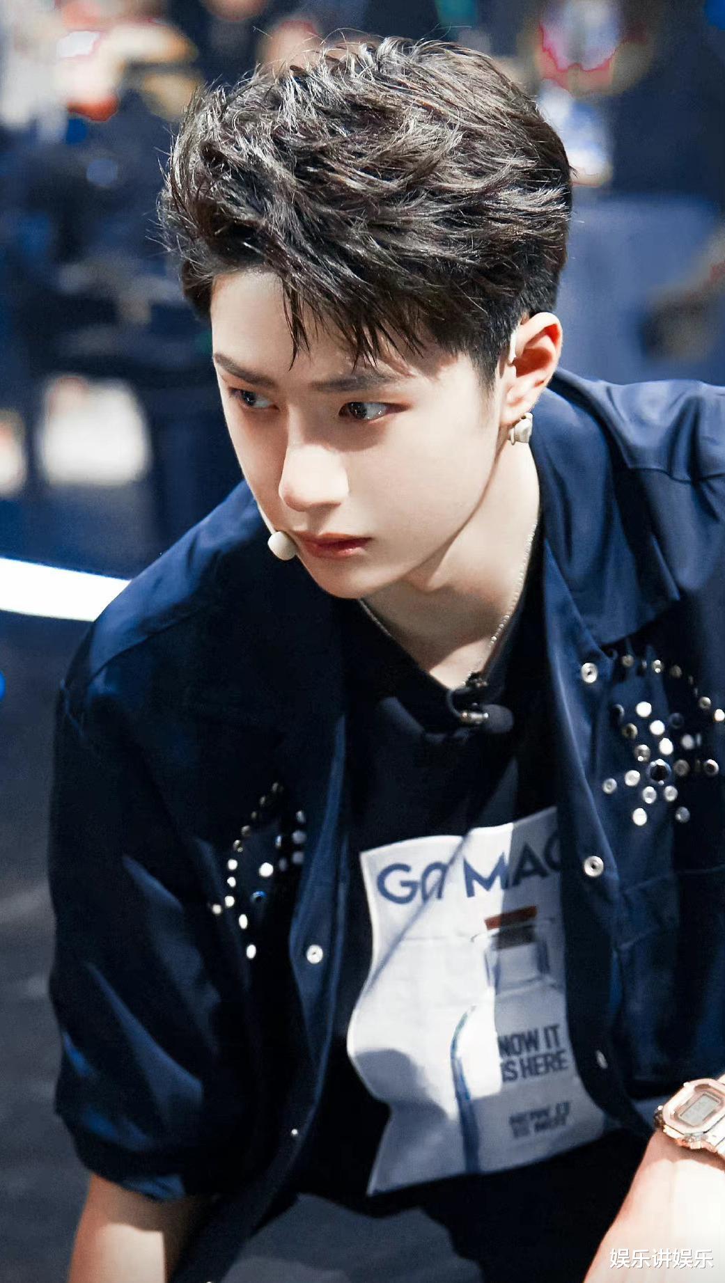 王一博|太牛！王一博真不愧是“小金猪”，参加的三季街舞衍生GMV超八亿！