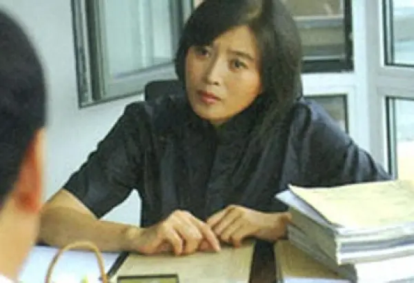 律师|儿子啃老成习惯,老母亲月工资500,他却伸手就要1万