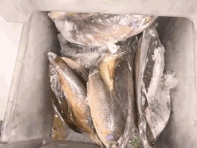 香蕉|这5种食物千万别放冰箱,不仅不保鲜,或许还有致癌的风险!