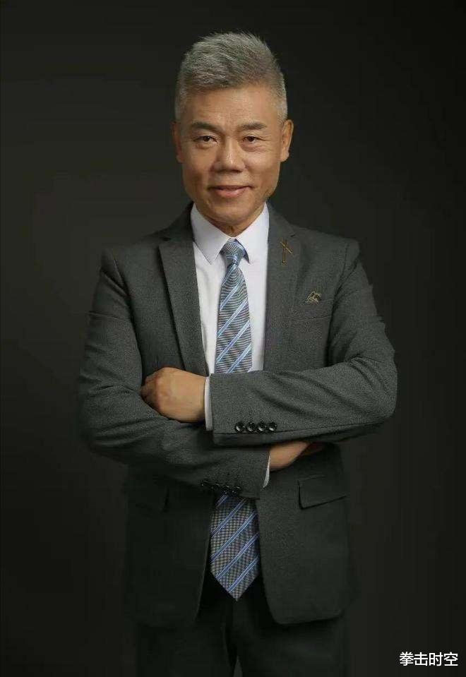 司马南|敬佩!被司马南炮轰的美女导演首次作出回应,网友:你是个英雄